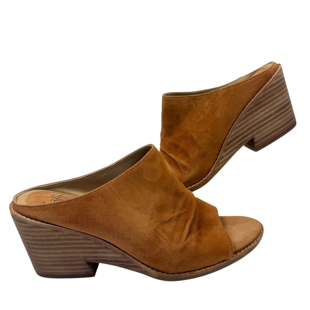 Sofft Strathmore Tan Suede Wedge Sandals Open Toe Mules SF0058516 Women Size 9M